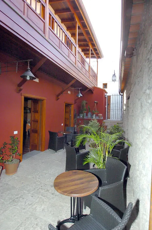 Pensión Hotel Rural Fonda de la Tea THE BEST LOCATION AND THE BEST VIEWS Tejeda